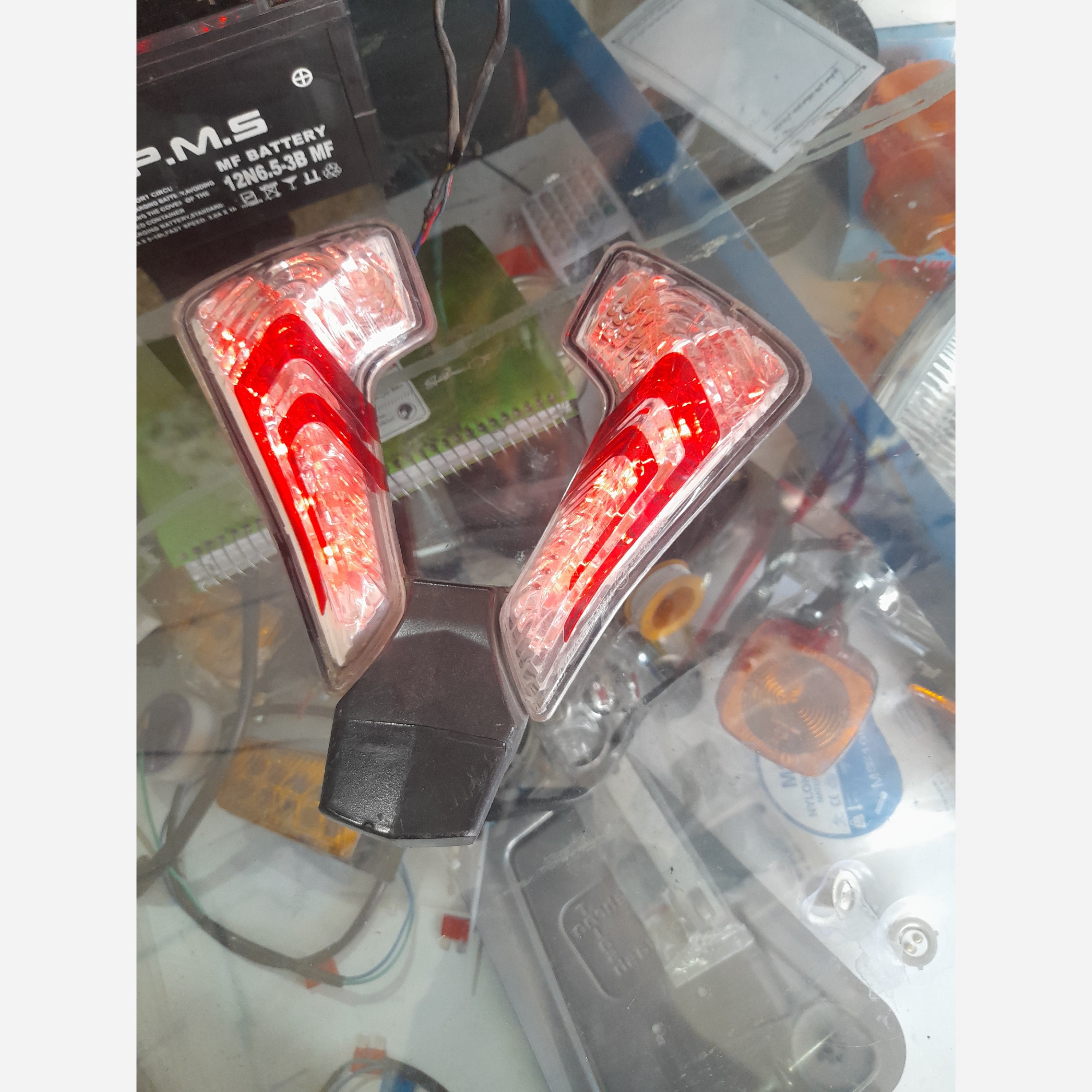 خطر عقب موتور RS درجه یک از برند NEW